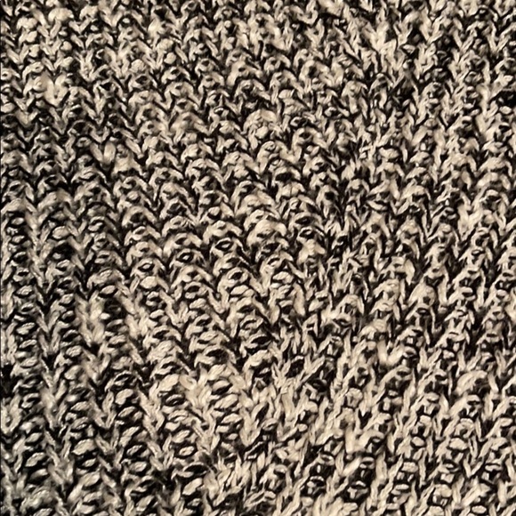 Black/ white knit sweater cowl neck sz L 12-14 - Picture 5 of 5